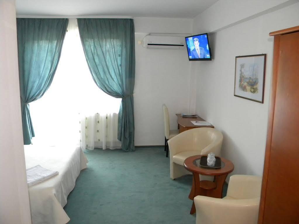 Hotel Vila Veneto Temesvár Kültér fotó
