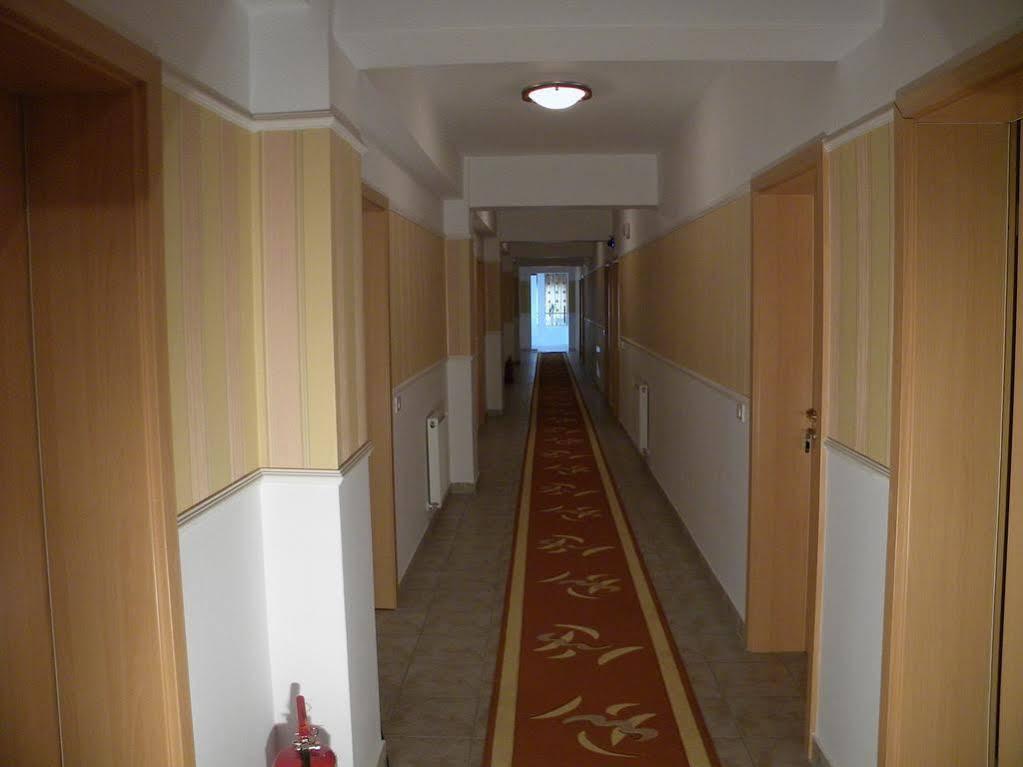 Hotel Vila Veneto Temesvár Kültér fotó