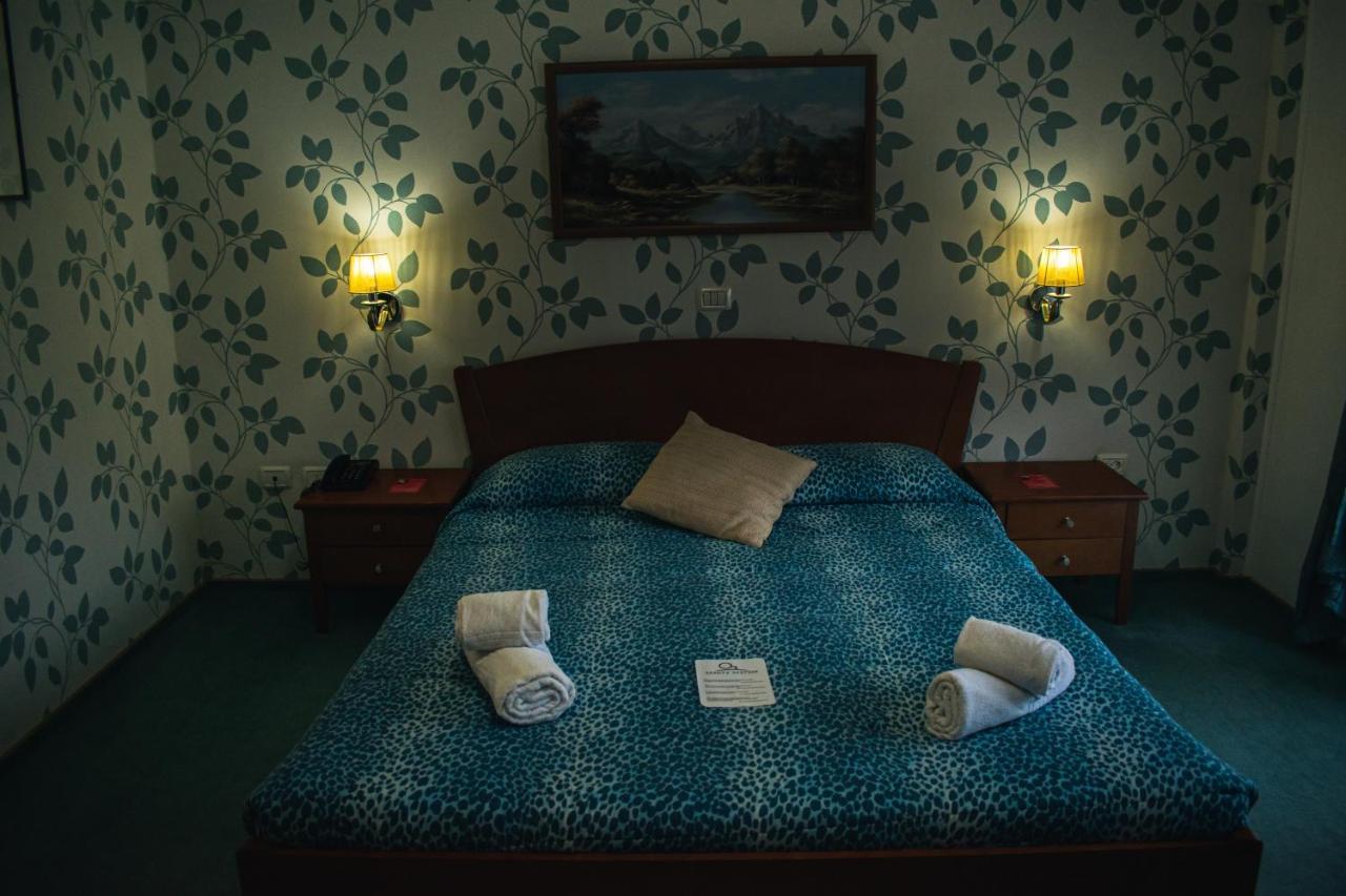 Hotel Vila Veneto Temesvár Kültér fotó