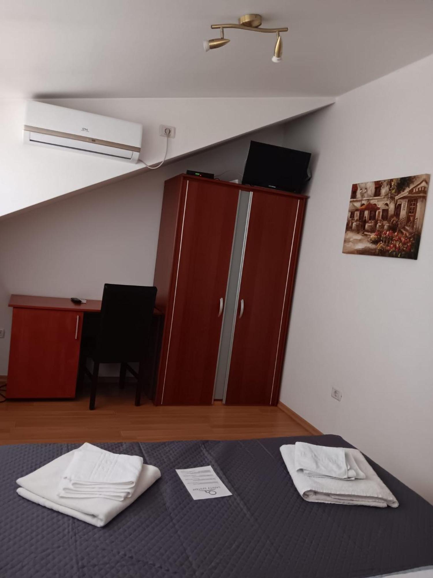 Hotel Vila Veneto Temesvár Kültér fotó