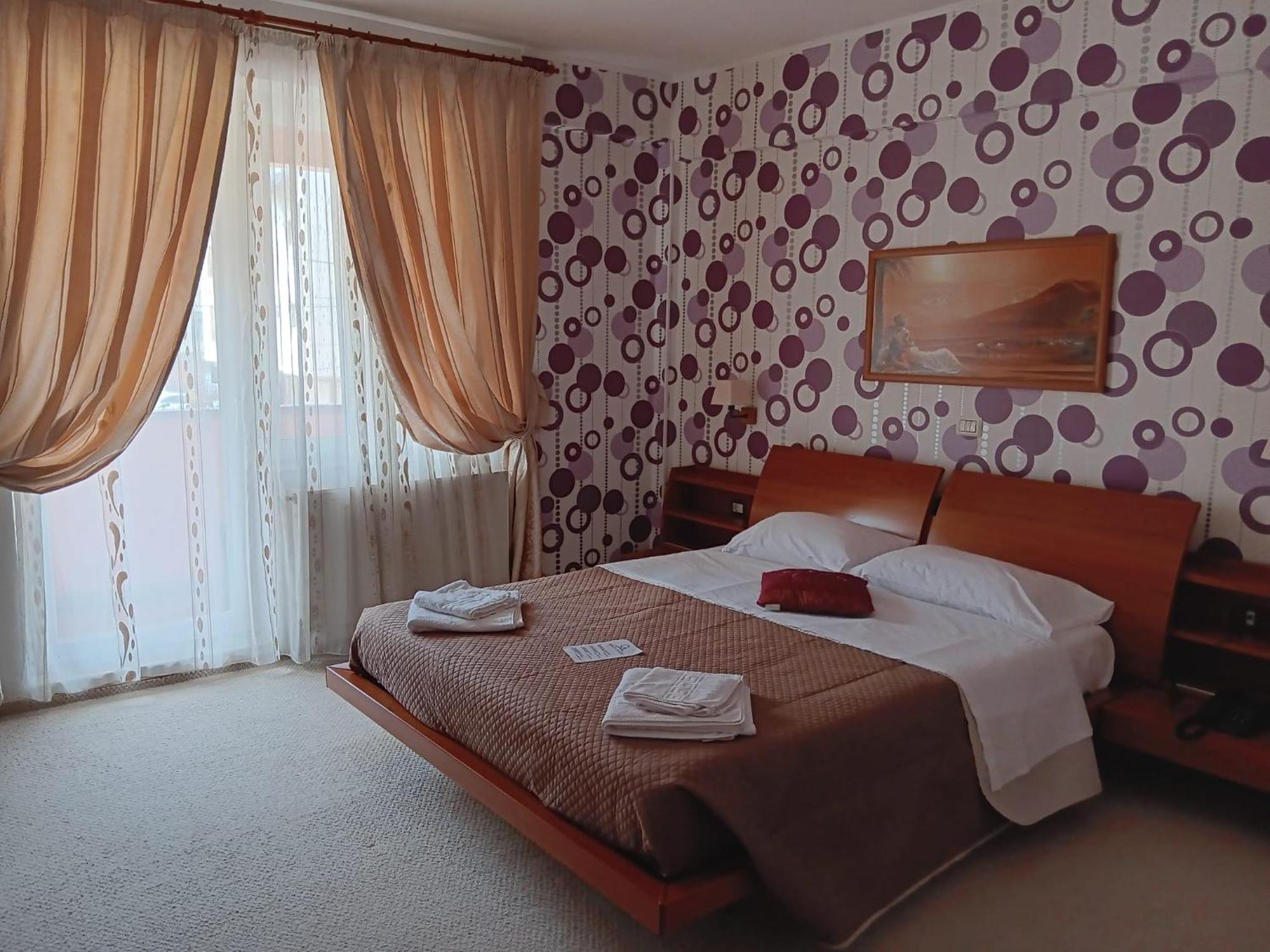 Hotel Vila Veneto Temesvár Kültér fotó