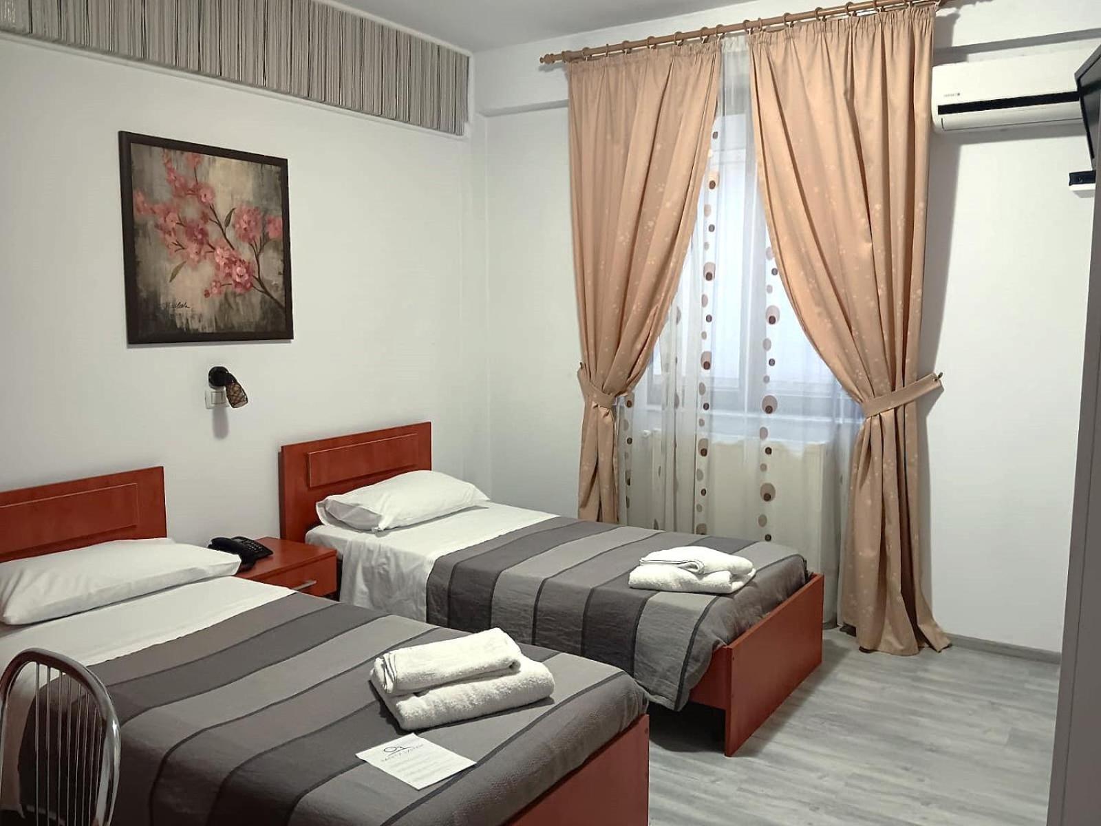 Hotel Vila Veneto Temesvár Kültér fotó