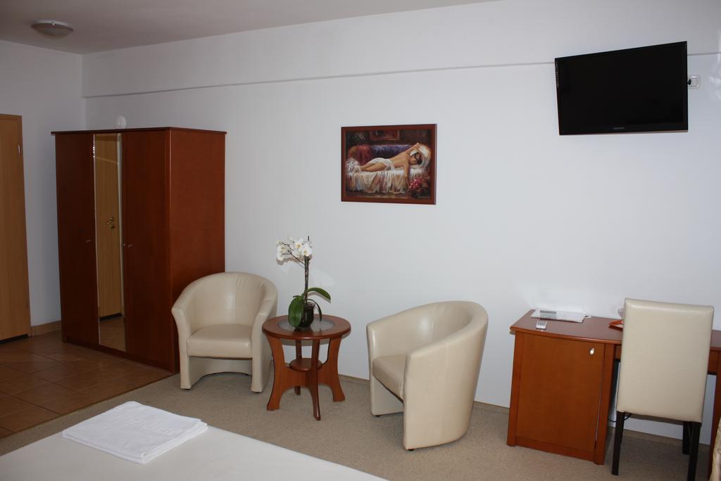 Hotel Vila Veneto Temesvár Szoba fotó